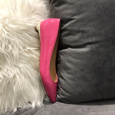 漆皮百搭浅口低帮尖头女鞋