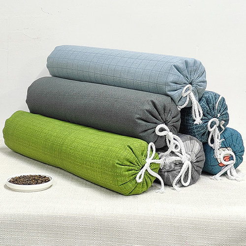 圆柱枕缓解颈椎反弓改善睡眠质量