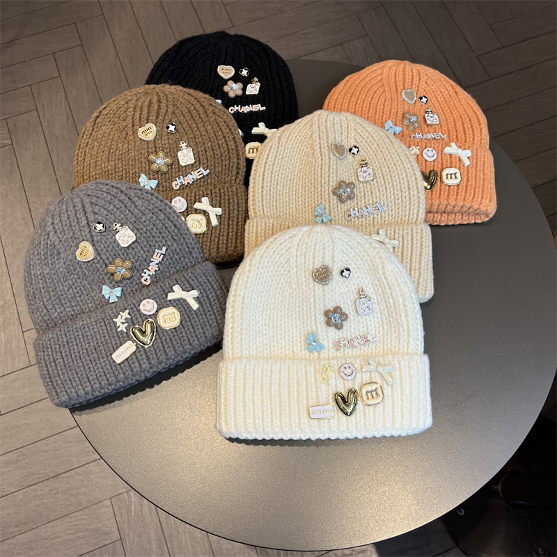 blingbling多纽扣粗线针织毛线帽女冬季保暖护耳包头冷帽