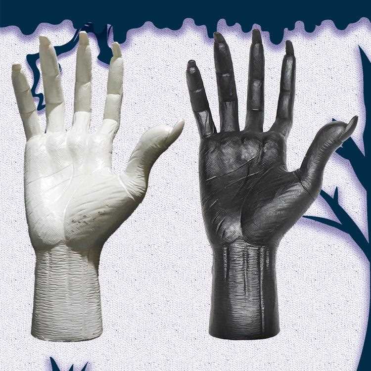 新款直销跨境独立站天使恶魔之手树脂工艺品摆件女巫手臂挂件装饰