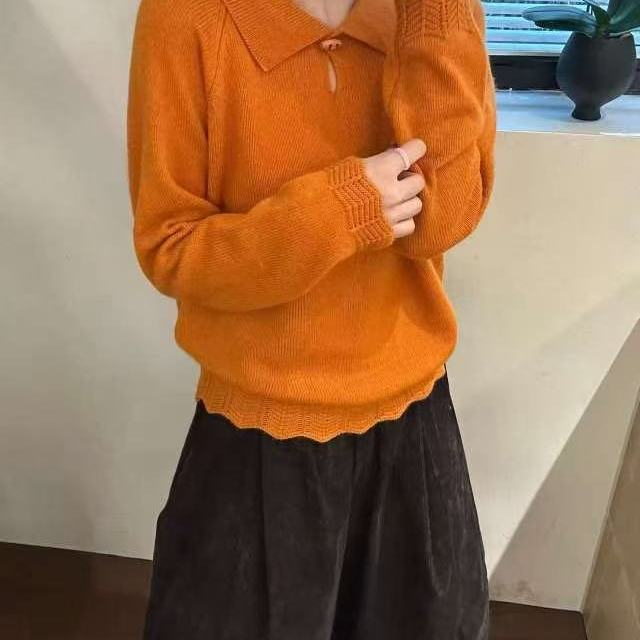 【橙子设计扣】新款橙子设计扣蝴蝶领针织套头衫x586