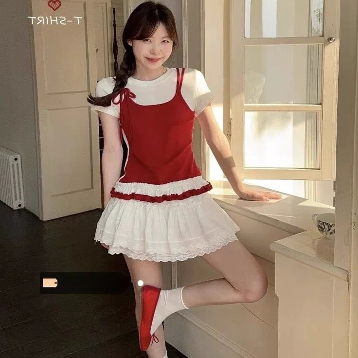 拼接假两件圆领短袖T恤女夏季木耳边修身甜美设计感撞色正肩上衣