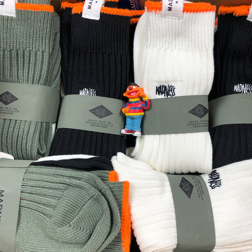 mdnslokmadness袜子橙边工装