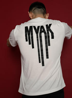 MVAKSTUDIO新款白色t恤男短袖潮男ins潮牌圆领夏季半袖休闲时尚