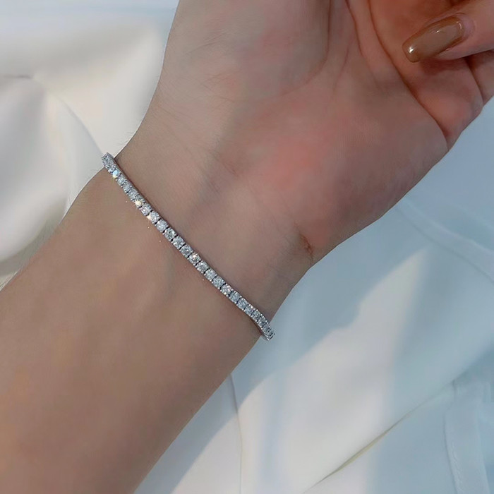 媲美真钻莫桑石四爪网球手链女