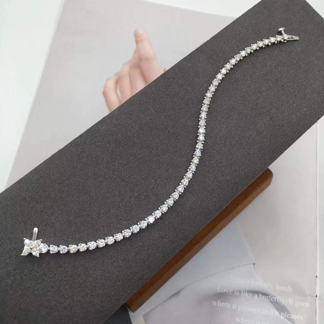 轻奢18k白金培育钻石手链女三爪直排满钻莫桑石手镯合成钻人工钻