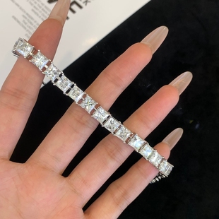 满钻公主方钻莫桑石手链女1克拉925纯银镀白金方形手镯仿钻石男