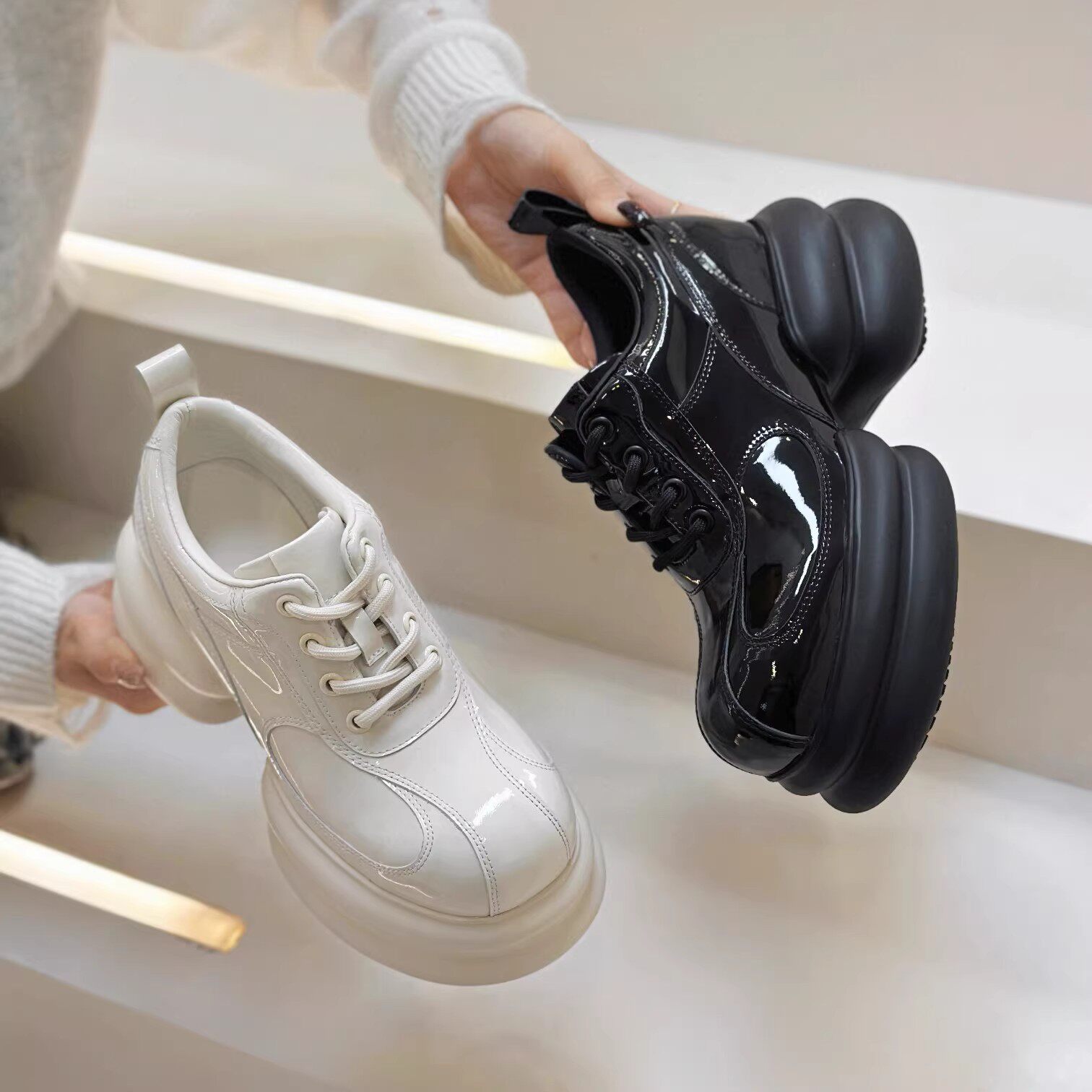 欧货厚底松糕漆皮小个子小皮鞋女增高不累脚真皮时尚休闲鞋女单鞋