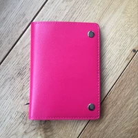 Короткий красный (труба) может установить только одну книгу