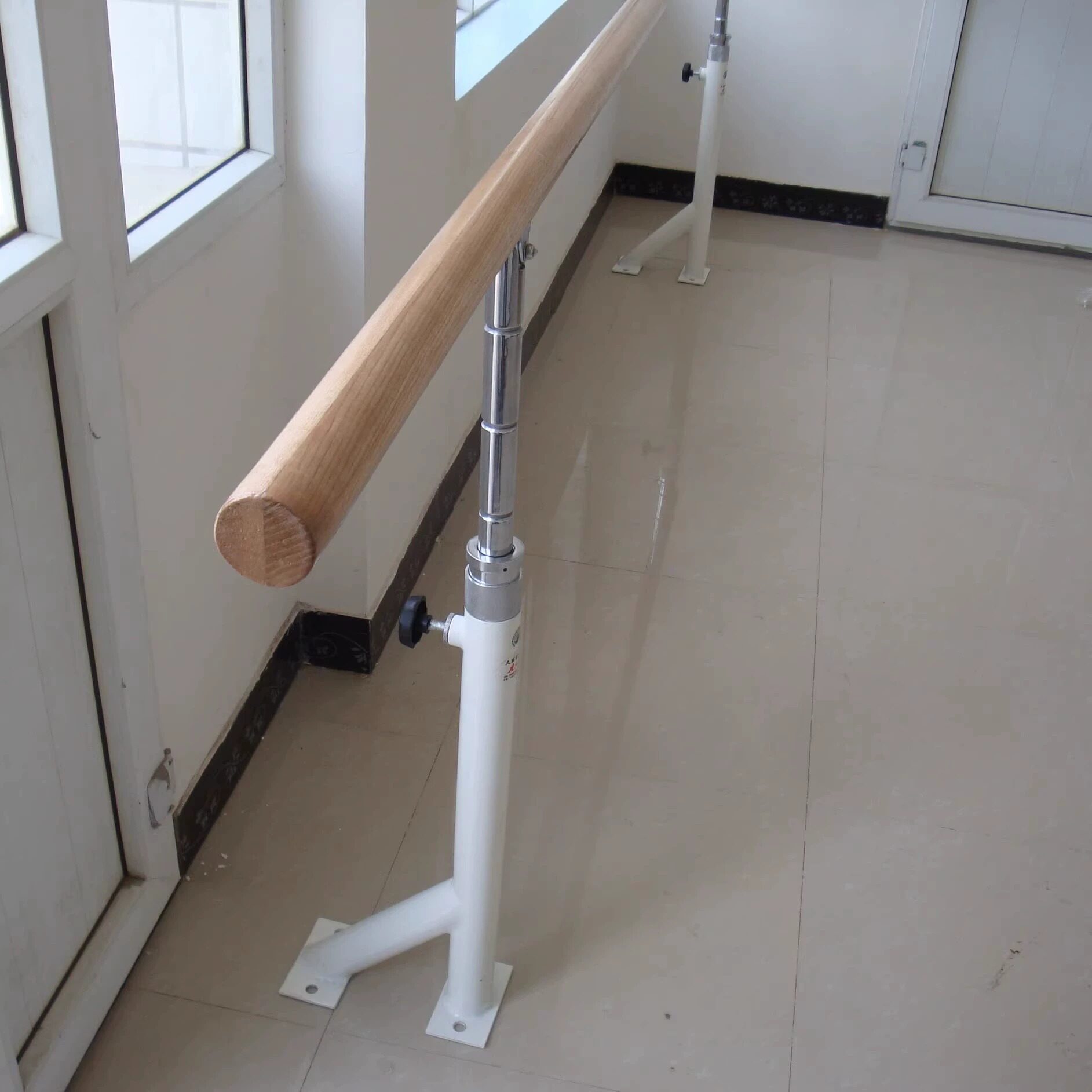 落地式舞蹈把杆压腿脚杠现代舞水曲柳舞蹈把杆碰珠升降式舞蹈把杆