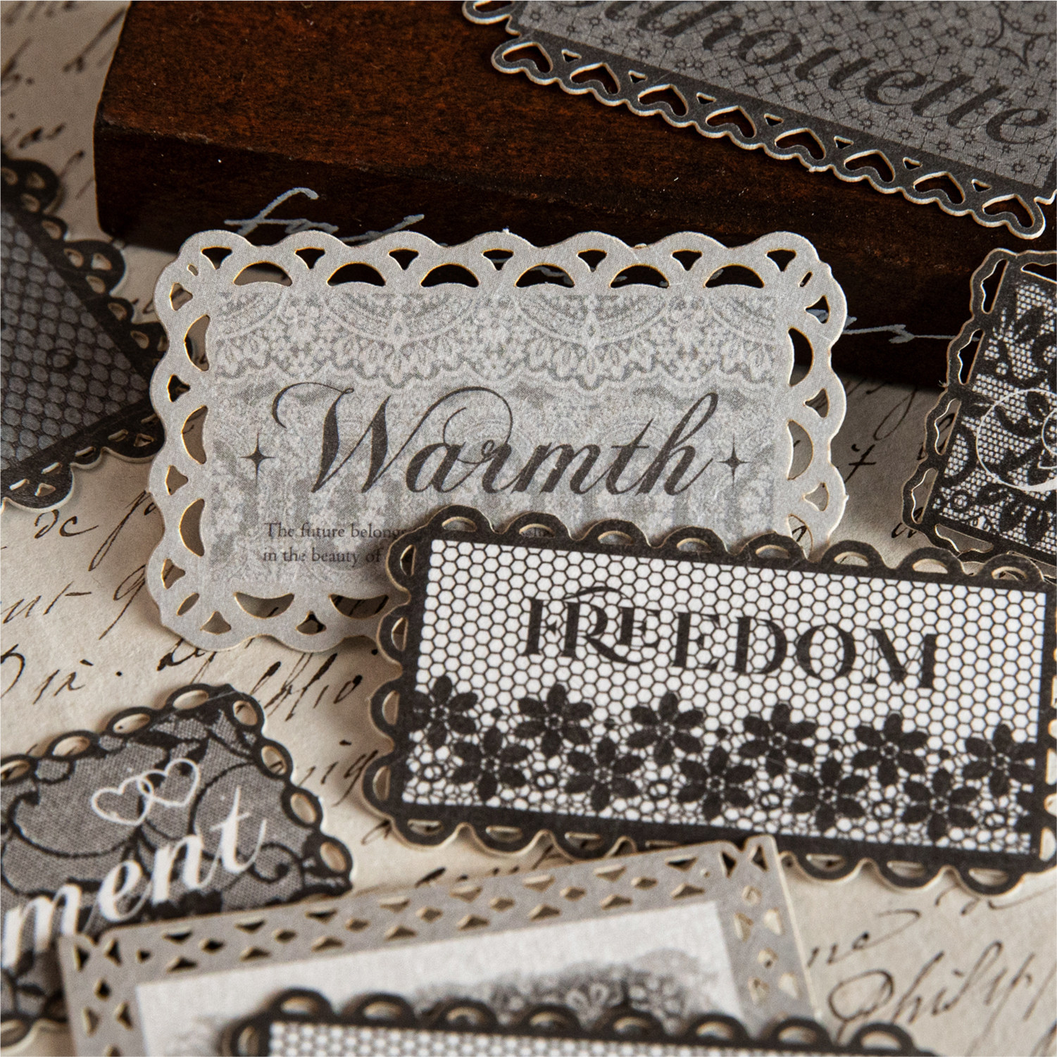 贴纸彩纹织梦 镂空蕾丝标签手账装饰素材贴印章搭配背胶复古装饰,文具电教/文化用品/商务用品,便签本/便条纸/N次贴,淘宝优惠券,粉丝福利购,淘宝优惠卷