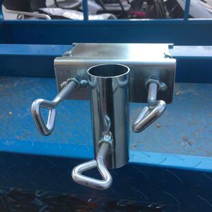 摆摊伞夹雨伞固定器三轮车大伞固定架太阳伞防雨支架夹扣热销户外