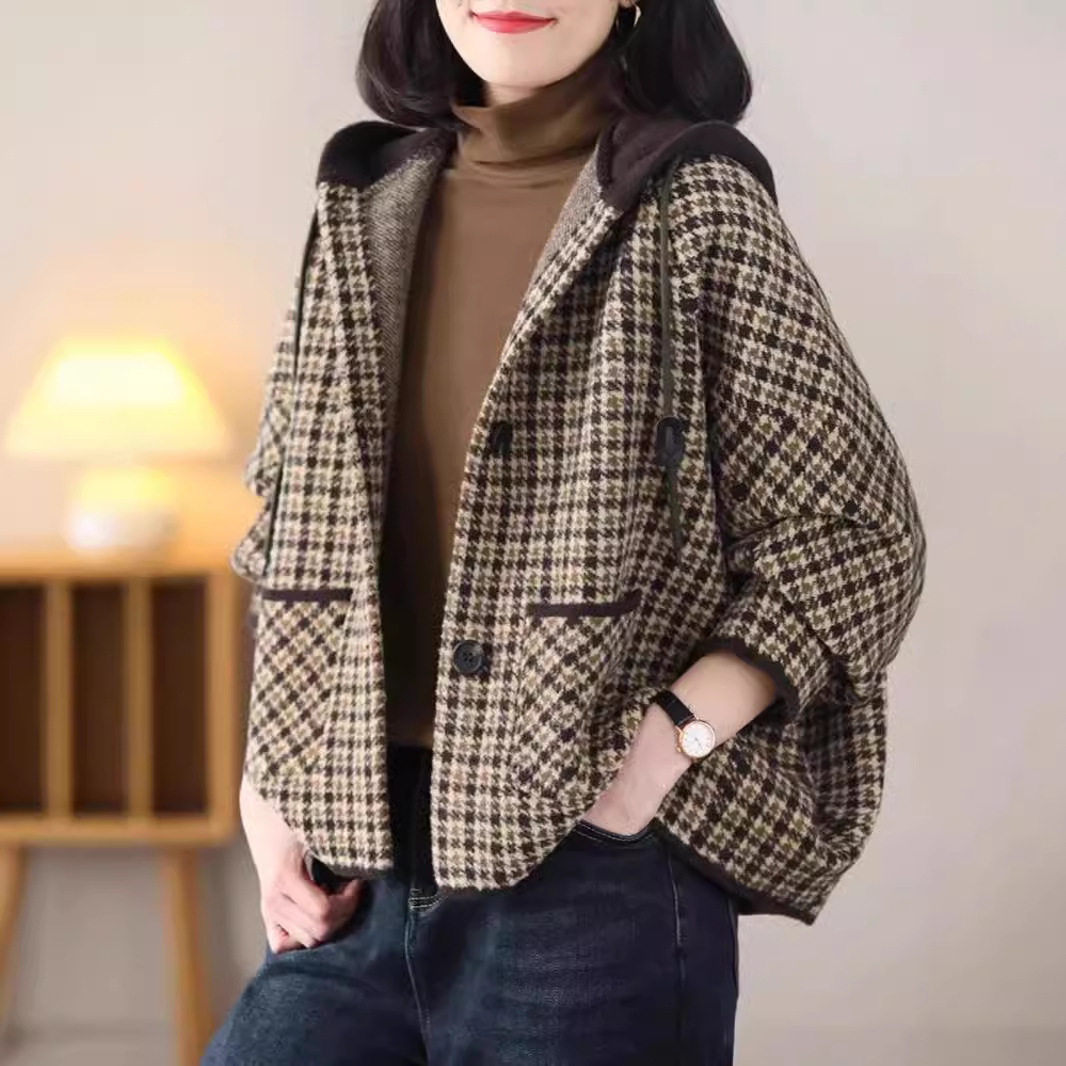 2025秋冬新款高级感格子毛呢短外套女宽松慵懒风蝙蝠袖连帽毛衣女