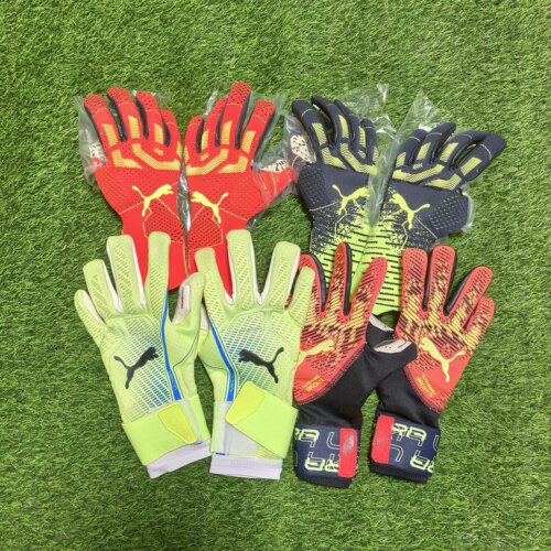 PUMA ULTRA ULTIMATE FUTURE Z 高端守门员手套训练比赛门将手套