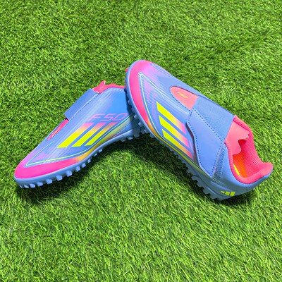 Adidas F50 无鞋带魔术贴女子大童儿童TF碎钉人草足球鞋 IE3728
