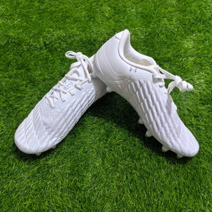 安德玛 UA 高端次顶FG橄榄球鞋足球鞋 微瑕疵特价 3027038-100