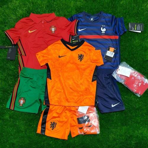 Nike 法国 葡萄牙 荷兰 国家队小童儿童球衣球裤球袜足球服套装