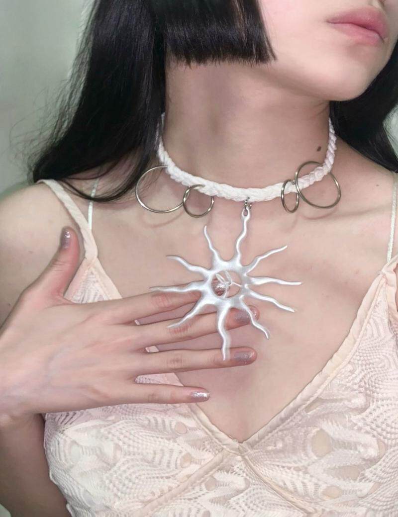 设计感意识流艺术项链“生长纹”颈圈y2k项链女欧美风 - 实物图