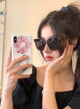 方形女馨帮馨帮拍照太