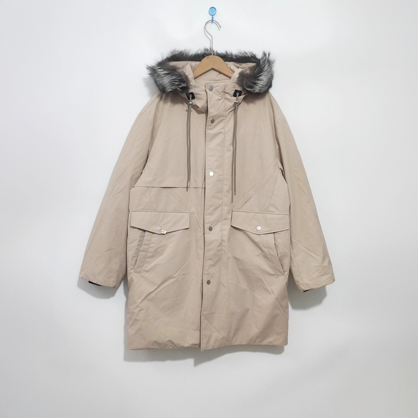 2025新款男装冬季银狐毛领羽绒服