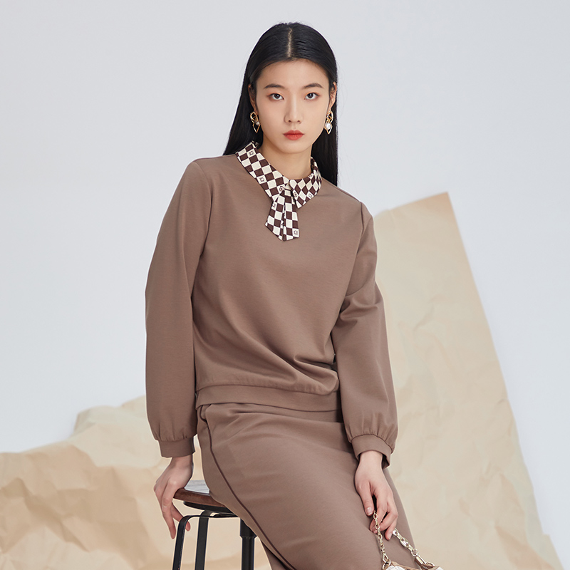 女装杨门通勤通勤卫衣女