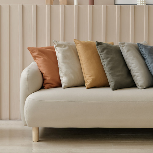 UCK简约百搭科技布抱枕