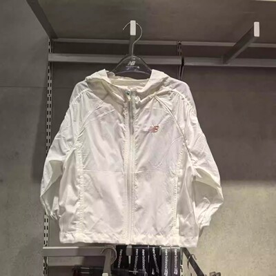 NewBalance/NB童装26夏女童薄款运动连帽梭织外套防晒服7AG23012