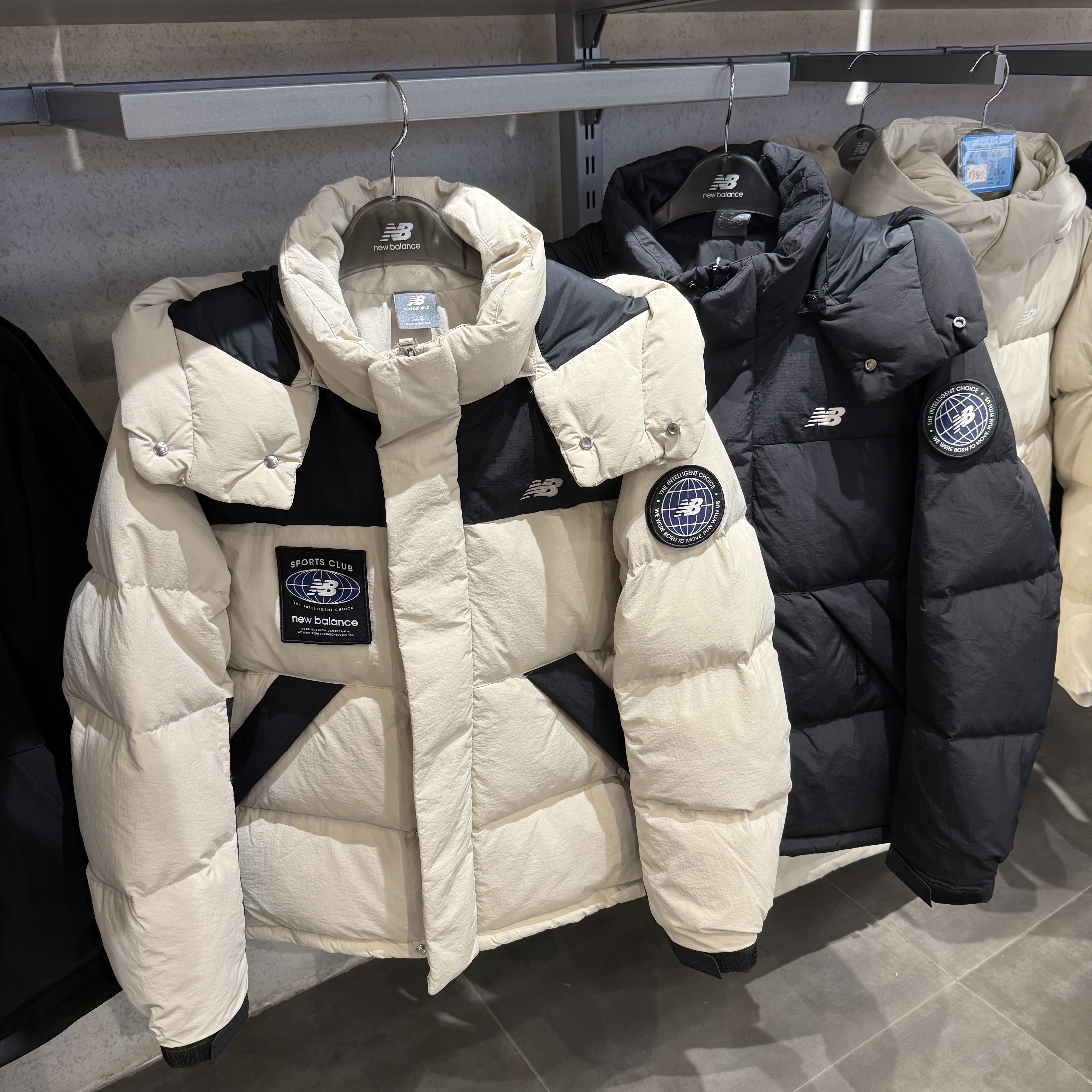 NB休闲保暖短款连帽羽绒服外套