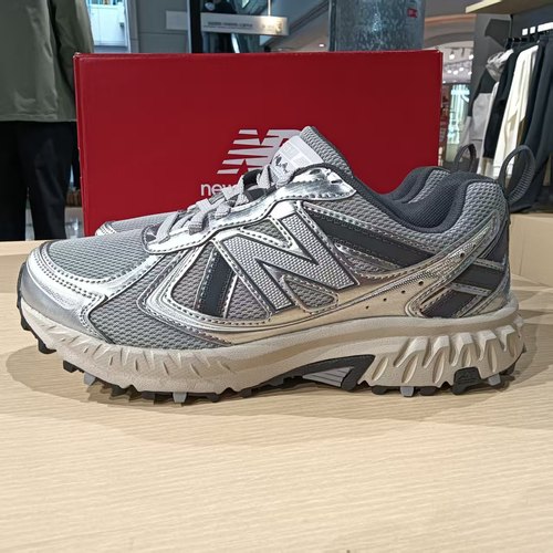 NB2025休闲复古增高跑步鞋