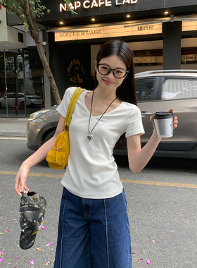 LIL CHER 白色V领正肩短袖t恤女夏季纯棉高级感辣妹修身体恤上衣