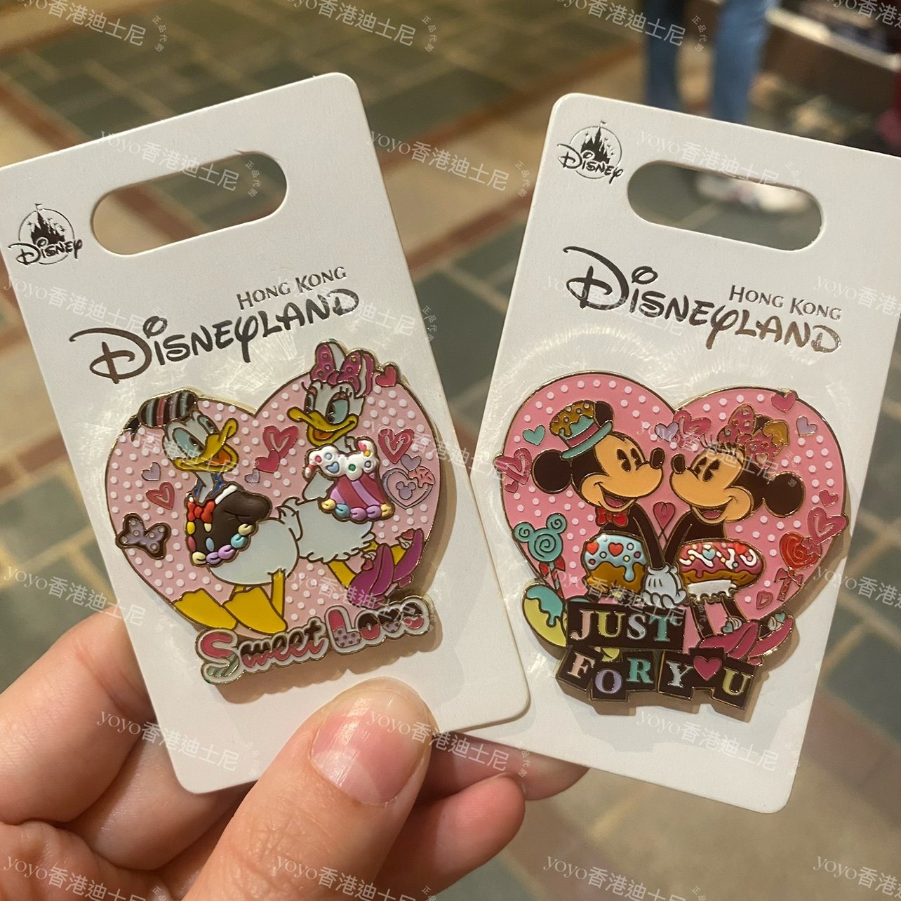香港迪士尼乐园 米奇米妮 唐老鸭黛丝 情人 卡通收藏pin 交换徽章