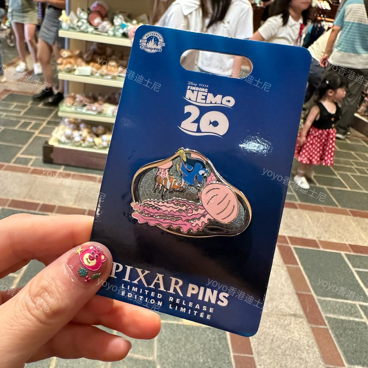香港迪士尼乐园 海底总动员 尼莫多莉小鱼 卡通收藏徽章交换pin