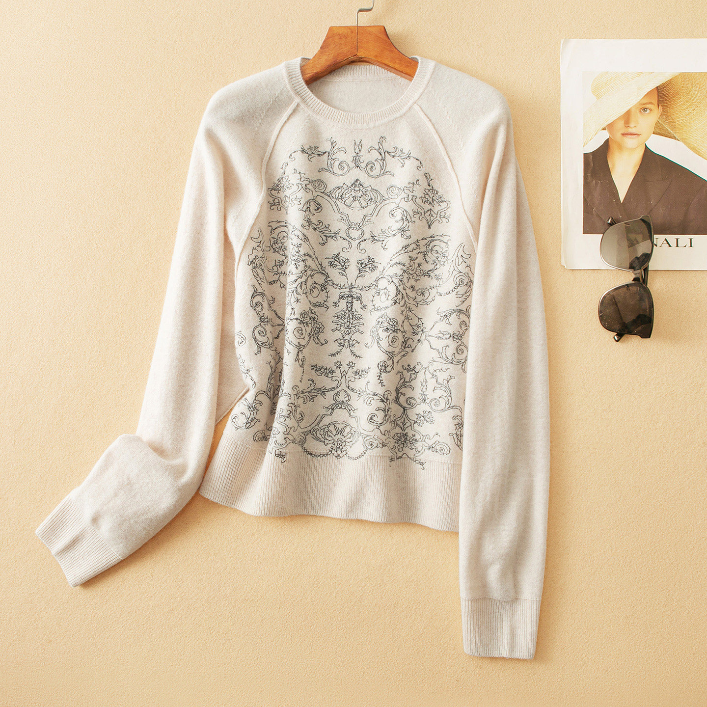 蛮文 商场8K+ 早春奢物 重工藤蔓刺绣100%山羊绒薄款羊绒衫 69001,女装/女士精品,毛针织衫,淘宝优惠券,粉丝福利购,淘宝优惠卷