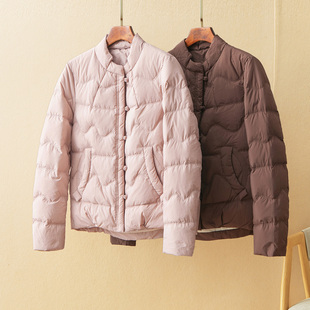 56256 轻奢国风立体盘扣设计小立领羽绒服夹克外套 蛮文 小巧利落