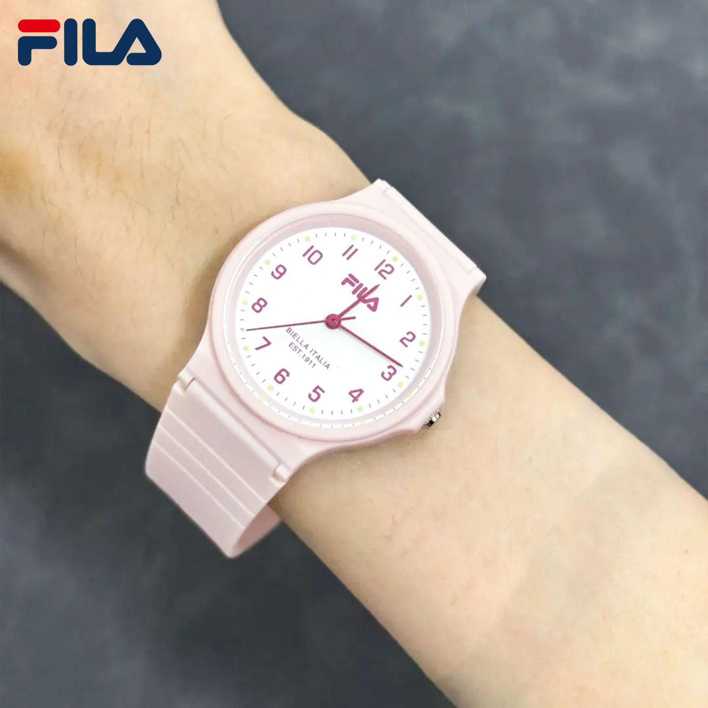 FILA斐乐手表女学生初高中考试专用公务员夜光静音石英表6586-006