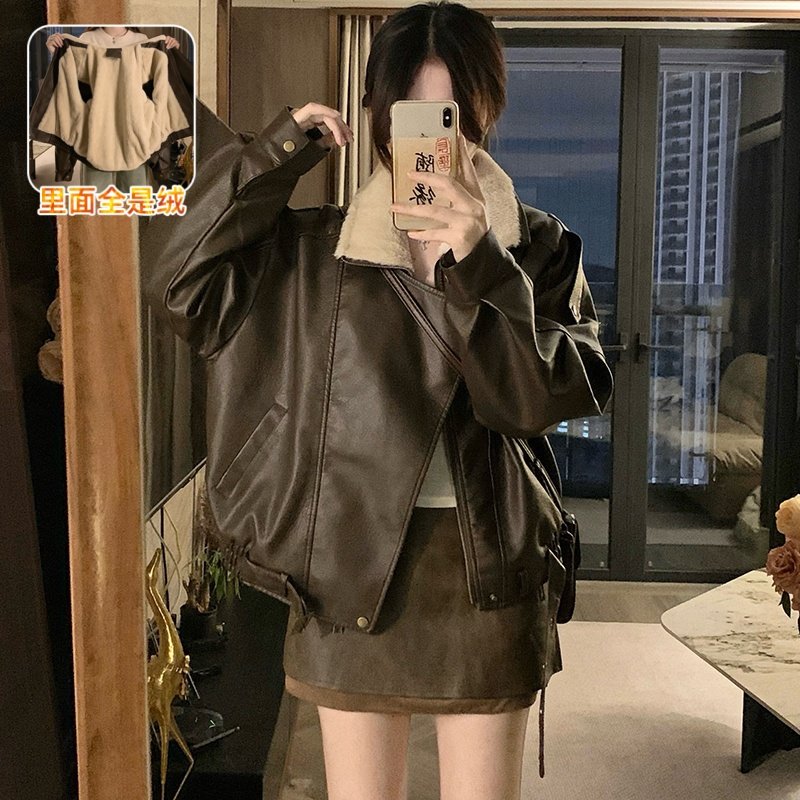 实拍棕色PU皮衣羊羔毛外套女冬季2025新款保暖加厚加绒机车服棉服