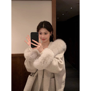 安梦忆皮草 沪上千金狐狸毛领连帽羊毛大衣外套女款2025新款冬