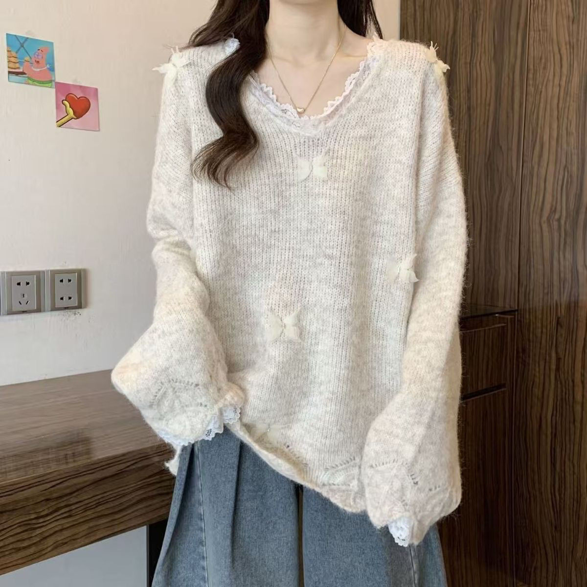 秋冬蕾丝蝴蝶针织衫新款设计紫色立体外套毛衣宽松显瘦慵懒上衣女