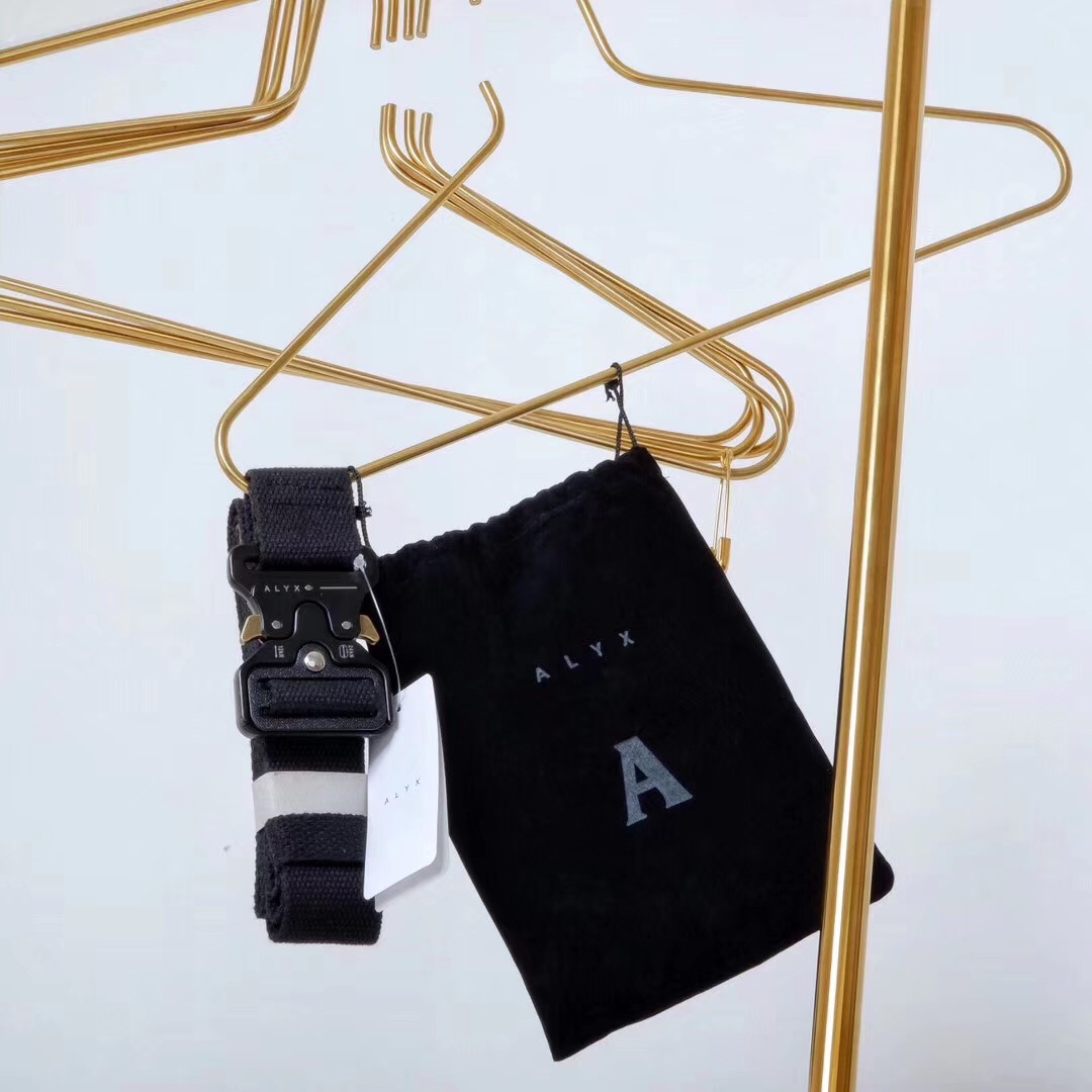 腰带侃爷嘻哈高街战术