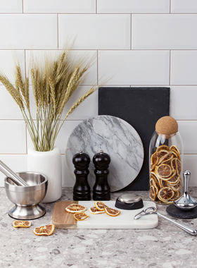 新中式轻奢样板间厨房橱柜托盘