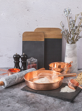 北欧厨房样板间轻奢紫铜装饰品