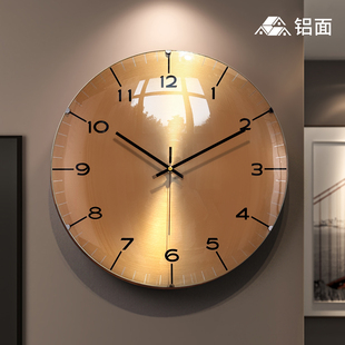2026新款客厅挂钟轻奢高级感餐厅时钟现代简约大气创意钟表挂墙壁