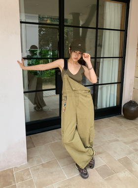 NEIHE内赫2026春季新款工装背带裤牛仔连体裤女高级感外穿长裤