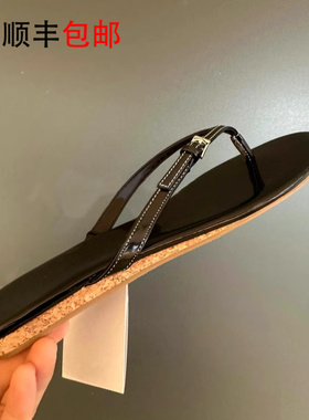 简约平底人字拖鞋女外穿2026夏季法式后空黑色羊皮懒人沙滩凉拖鞋