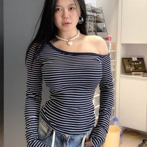 弹力显瘦2024年新款上衣
