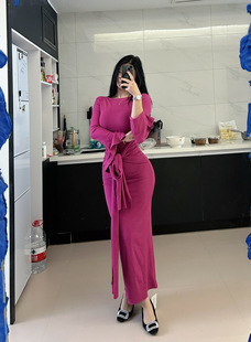 【你伍老板娘】秋季抓绒一字肩多穿法收腰修身喇叭袖连衣裙