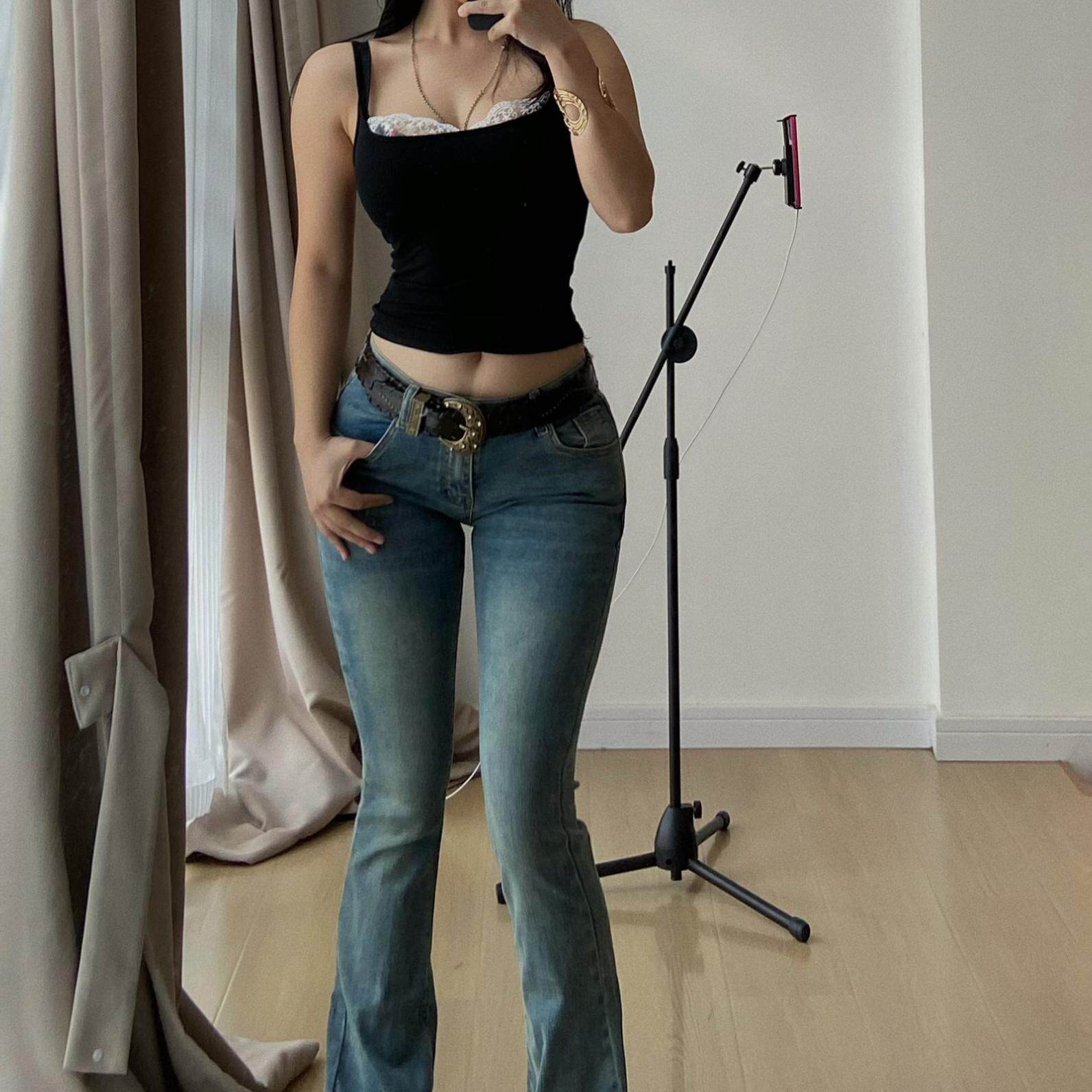 丰垮 又一条难以超越的韩国漫感腿精紧身显瘦喇叭裤