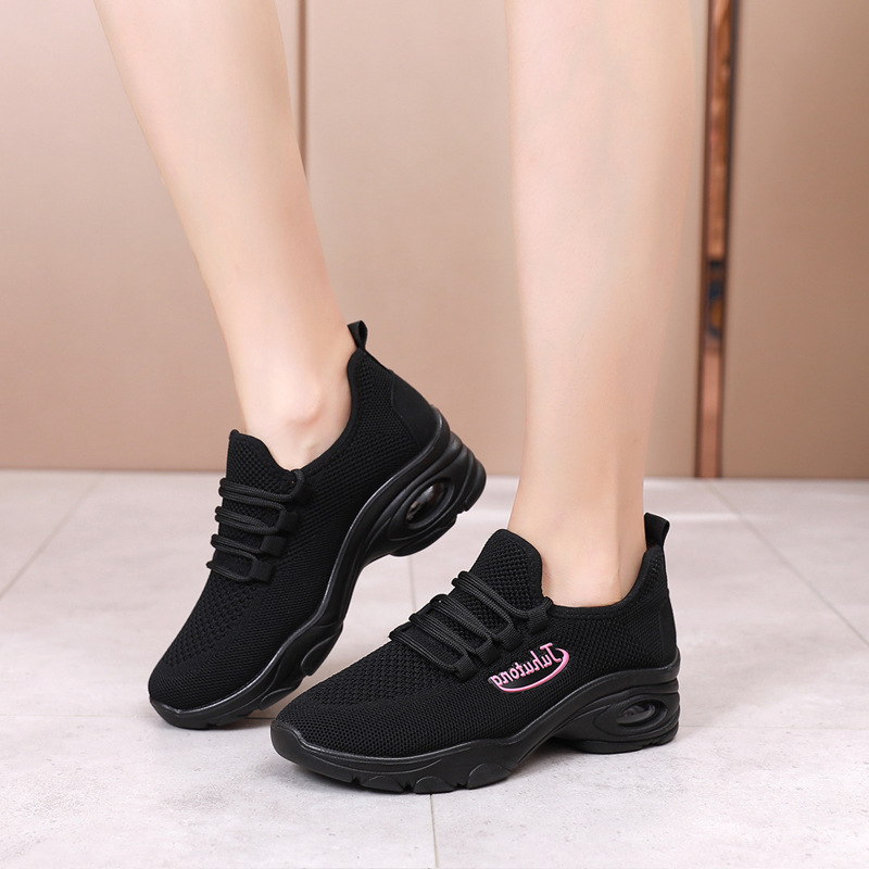 菊胡同冬季新款加绒加厚轻便舞蹈鞋黑网面广场舞鞋软底跳舞鞋