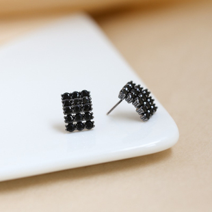 设计感简约气质方形黑色满钻锆石耳钉精致通勤百搭OL个性 耳饰