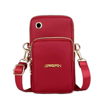 Красная сумка